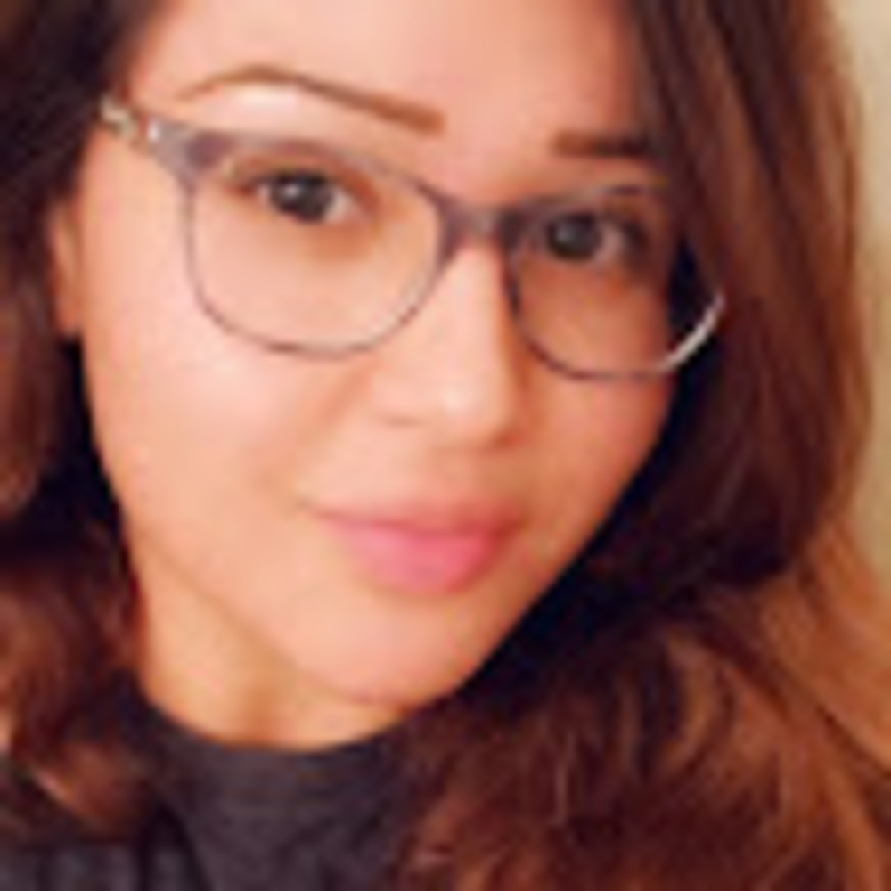 Meet your Posher, Carla